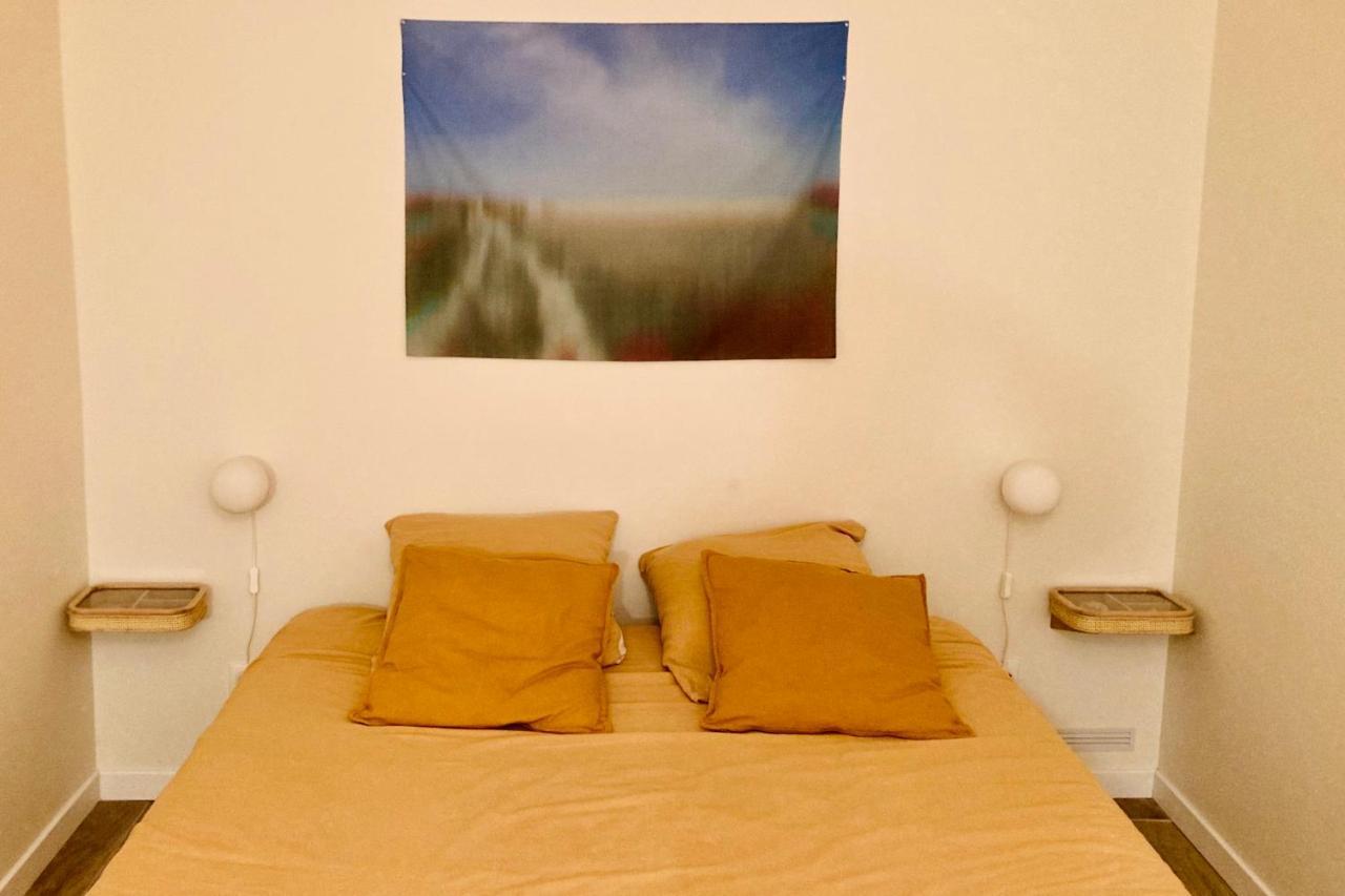 Serene Sixteen - Valence Centre Ville Bagian luar foto